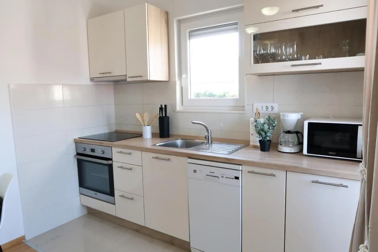 Apartment Apartman Boem Trogir