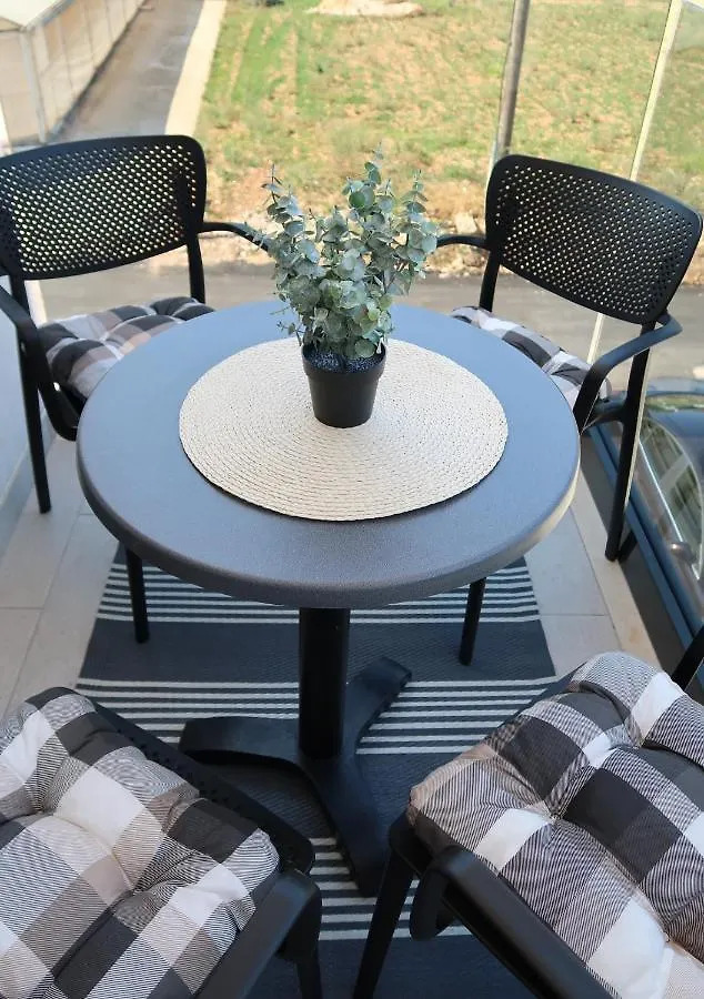 Apartman Boem Traù 0*,  Croazia
